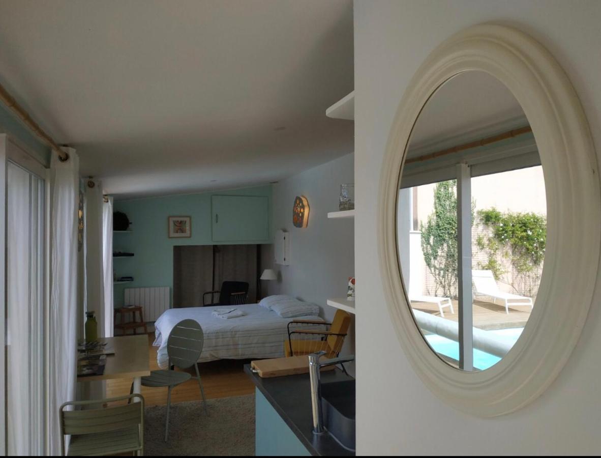 Chambre Studio Independante Au Calme Vue Sur Piscine Teyran Dış mekan fotoğraf